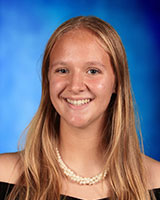 Madelyn headshot